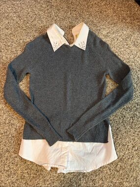princess vera wang Gray Knit Crew Sweater with White Attached Collar